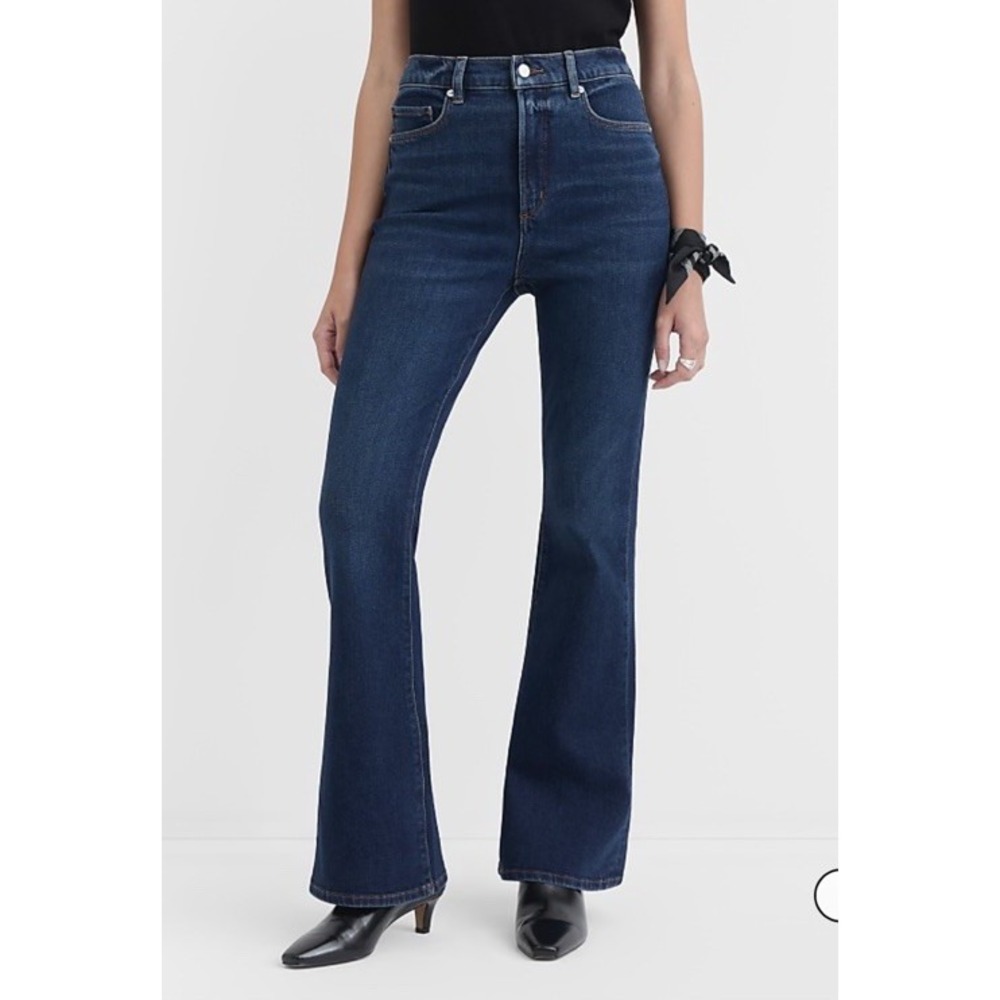 LOFT Rivete High Rise Slim Flare Jeans in Muse Wash NWT 28/6